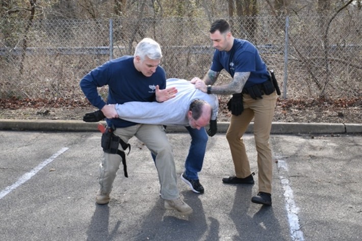 Lateral Inversion Police UOF: Addressing Use-of-Force Incidents Effectively - Police Chief Magazine